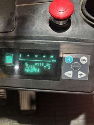 Carretilla elevadora eléctrica CAT