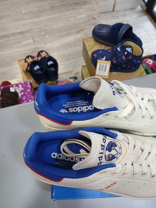 Zapatillas Adidas Stan Smith Blancas y Azules t 40
