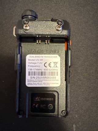 Walkie Talkie Baofeng UV-5R Portátil