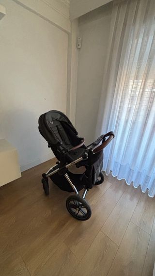 Cochecito, capazo y maxicoxi