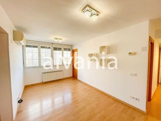 Piso en alquiler en Palomeras sureste en Madrid