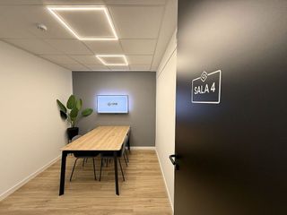 Oficina en alquiler en San Pascual en Madrid