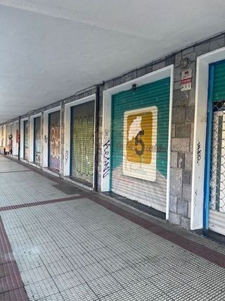 Local comercial en alquiler en San Pedro de Deusto-La Ribera en Bilbao
