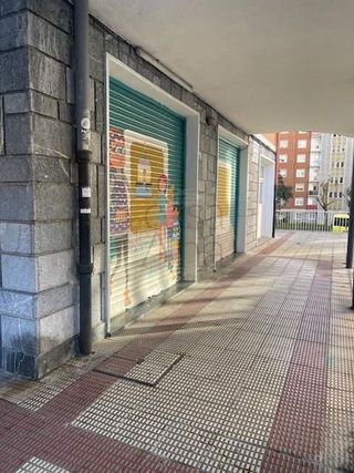 Local comercial en alquiler en San Pedro de Deusto-La Ribera en Bilbao