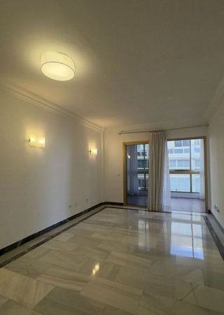 Piso en venta en Playa Bajadilla - Puertos en Marbella