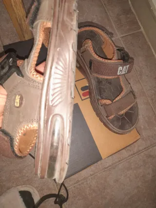 Sandalias CAT Hombre num 42  Barcelona como nuevo