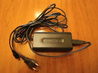 Sony Handycam DCR-TRV16E Videocámara