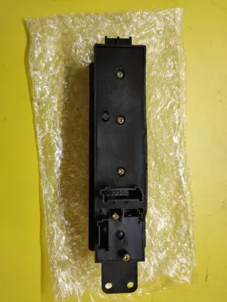 BOTONERA ELEVALUNAS MERCEDES VITO II W639 X2BT S/R