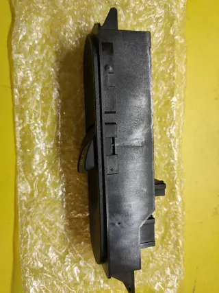 BOTONERA ELEVALUNAS MERCEDES VITO II W639 X2BT S/R