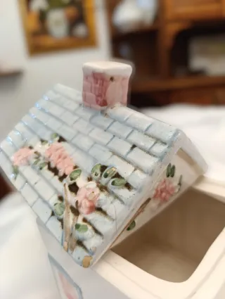 Teiera cottage in ceramica