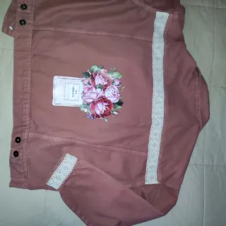 Chaqueta tejana oversize, customizada, mujer.