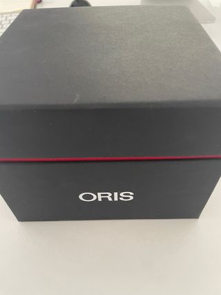 Reloj Oris Aquis Date Automático (2 correas)