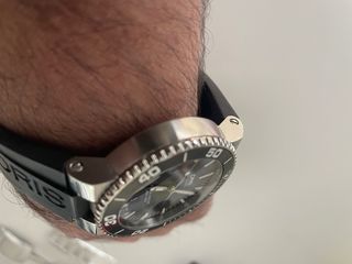 Reloj Oris Aquis Date Automático (2 correas)