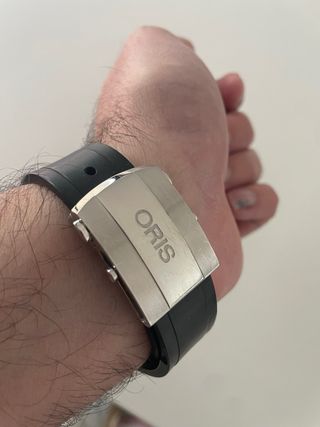 Reloj Oris Aquis Date Automático (2 correas)