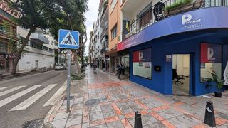 Oficina en venta en Zona Puerto Deportivo en Fuengirola