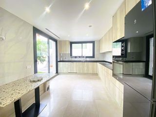 Piso en alquiler en Camps Blancs en Sant Boi de Llobregat