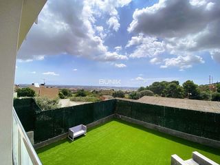 Piso en alquiler en Camps Blancs en Sant Boi de Llobregat