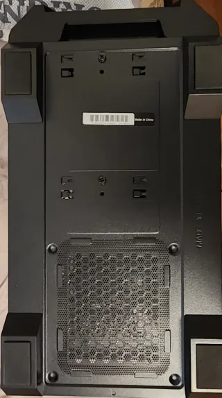 MSI MAG FORGE M100R Caja PC