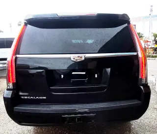 CADILLAC ESCADALE XL LARGO  PLATINUM 426CV 7 plaz