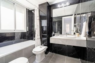 Piso en alquiler en Nueva Andalucía centro en Marbella