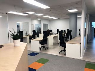 Oficina en alquiler en Virgen del Cortijo - Manoteras en Madrid