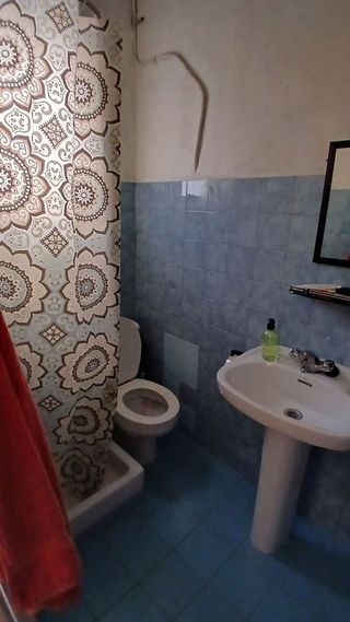 Edificio en venta en La Torrassa en Hospitalet de Llobregat, L´