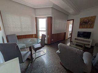 Ático en alquiler en Barrio Alto - San Félix - Oliveros - Altamira en Almería