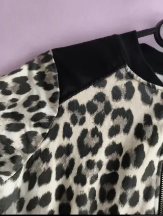Chaqueta Estampado Leopardo SOLO ENVIO