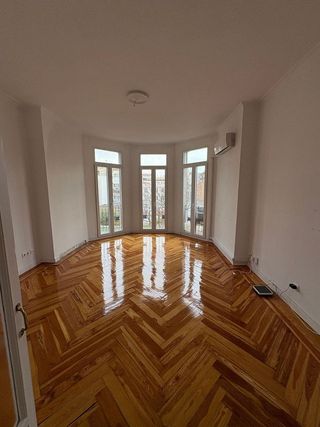Piso en alquiler en Recoletos en Madrid