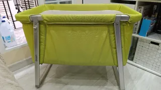 Cuna de viaje Babyhome verde