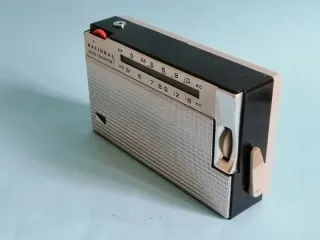 Radio Nacional 2 Band Transistor 7