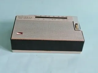 Radio Nacional 2 Band Transistor 7