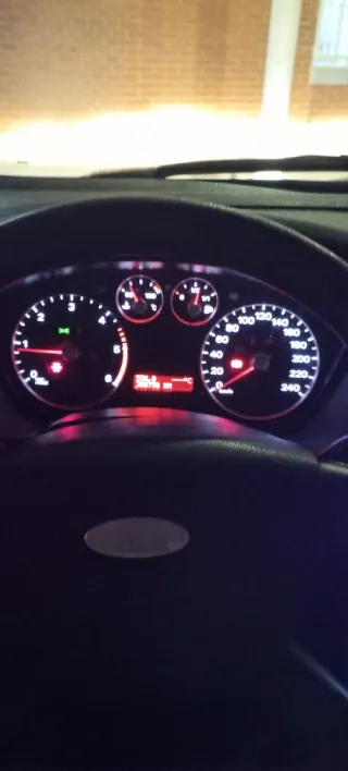 Se vende Ford Focus 1.6 tdci 110 cv del 2006