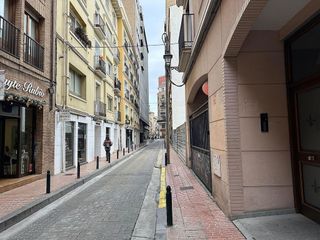 Local comercial en alquiler en Romareda en Zaragoza