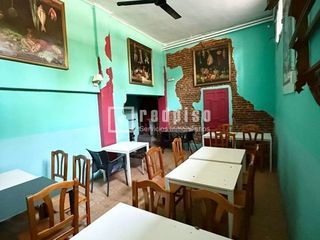 Local comercial en venta en Concepción en Madrid