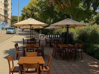 Local comercial en venta en Concepción en Madrid