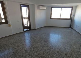 Piso en alquiler en Marxalenes en Valencia