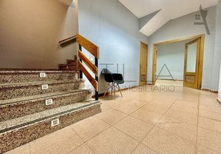 Local comercial en alquiler en Vista Alegre en Madrid