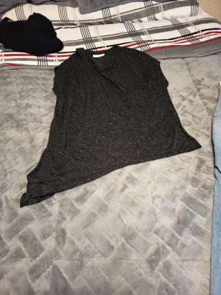 Pantalón y Camiseta Talla XXXL / 46 / 18