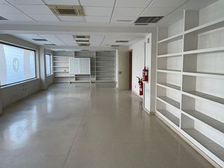 Local comercial en venta en Los Valles-San Vazquez-El Fuerte en Guadalajara