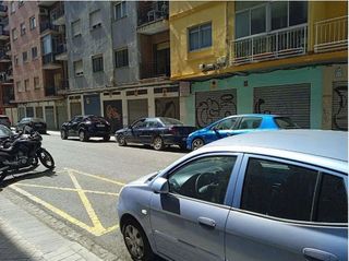 Local comercial en venta en Pajaritos - Plaza de Toros en Granada