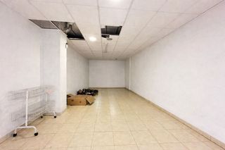 Local comercial en venta en Pajaritos - Plaza de Toros en Granada