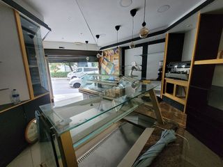 Local comercial en alquiler en Centre en Castelldefels