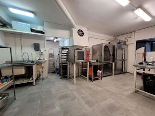 Local comercial en alquiler en Centre en Castelldefels