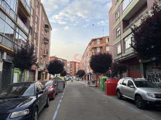 Local comercial en venta en Circular - Vadillos en Valladolid