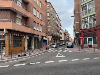 Local comercial en venta en Circular - Vadillos en Valladolid