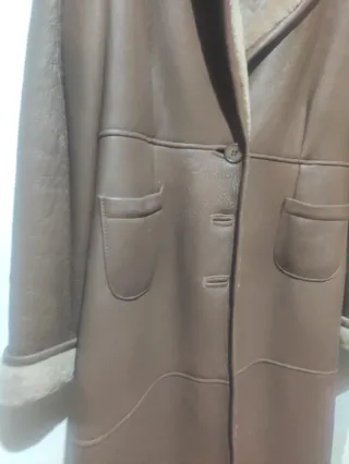 Abrigo de piel Amitie forrado marrón