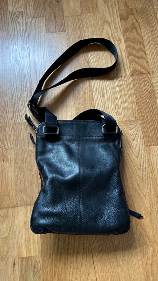 Bolso bandolera Guy Laroche negro piel