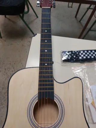 Guitarra Acústica Nueva