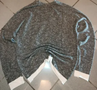 Maglioncino V-Neck Taglia M Top Quality